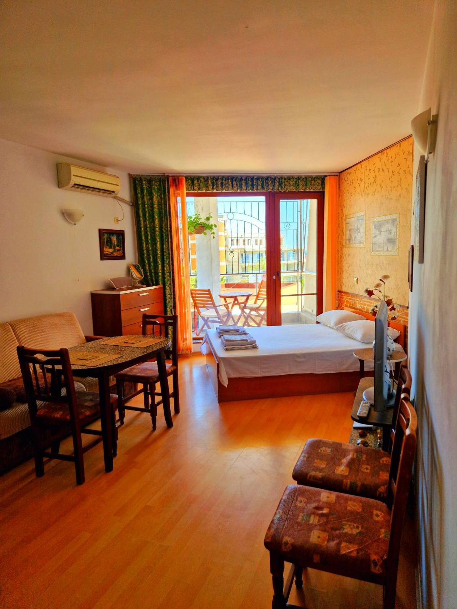 Studio Flat Saint Vlas Свети Влас Екстериор снимка